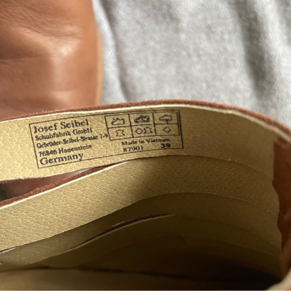 SALE⛄️ Josef Seibel Booties - Picture 7 of 7